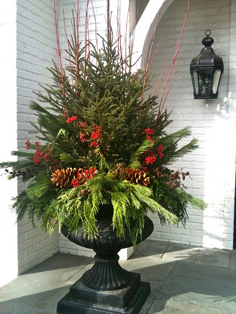Holiday Decorating Ideas For Your Entryway | MOD Interiors
